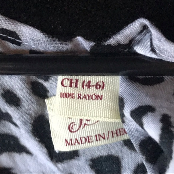 Women’s Top - Picture 5 of 5